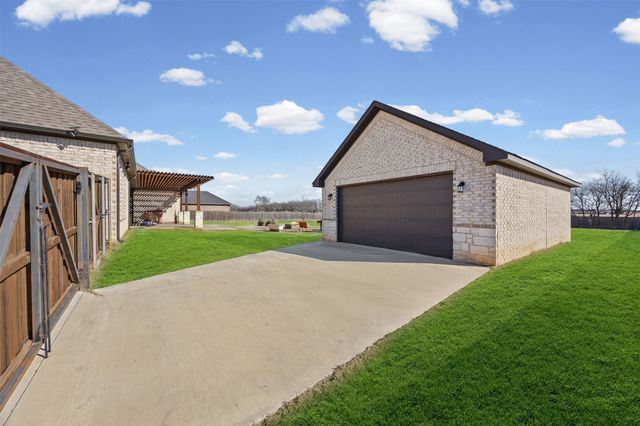 117 Vail Lane, Waxahachie, TX 75167