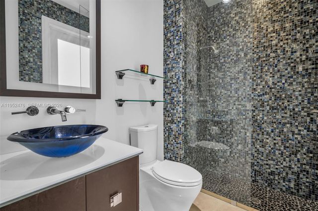 10792 Pine Lodge Trl, Davie, FL 33328