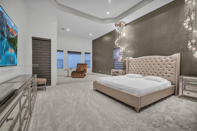 10792 Pine Lodge Trl, Davie, FL 33328