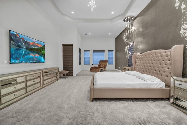 10792 Pine Lodge Trl, Davie, FL 33328