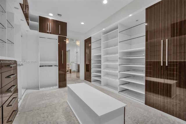 10792 Pine Lodge Trl, Davie, FL 33328