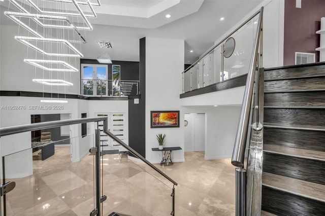 10792 Pine Lodge Trl, Davie, FL 33328