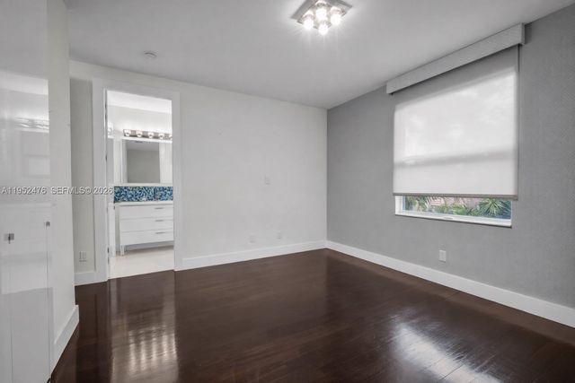 10792 Pine Lodge Trl, Davie, FL 33328