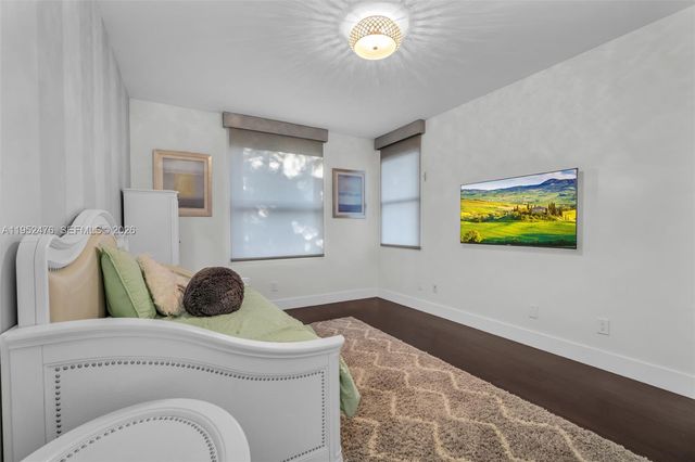 10792 Pine Lodge Trl, Davie, FL 33328