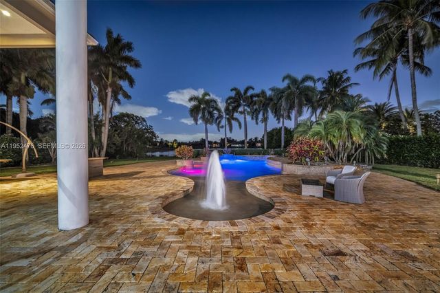 10792 Pine Lodge Trl, Davie, FL 33328