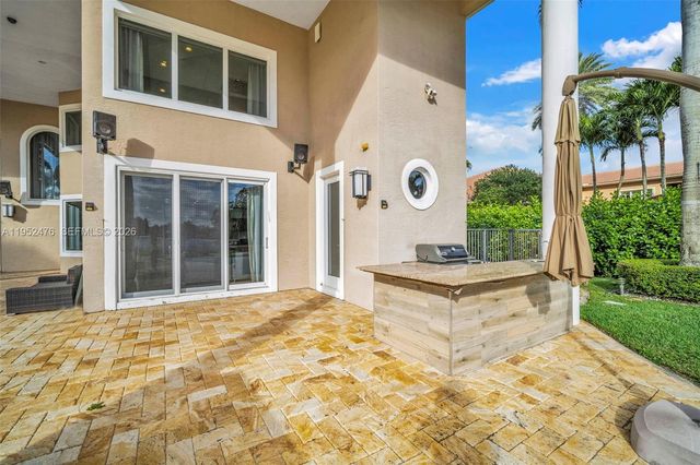 10792 Pine Lodge Trl, Davie, FL 33328