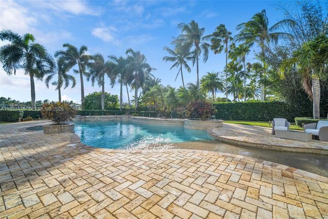 10792 Pine Lodge Trl, Davie, FL 33328