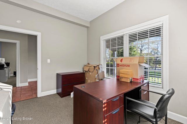 2210 Tucker Station Rd, Jeffersontown, KY 40299