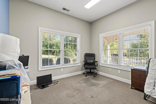 2210 Tucker Station Rd, Jeffersontown, KY 40299
