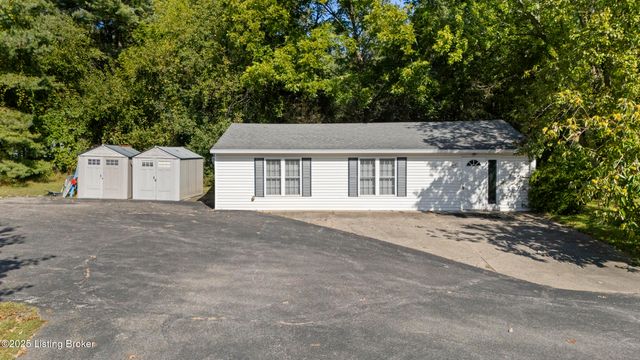2210 Tucker Station Rd, Jeffersontown, KY 40299