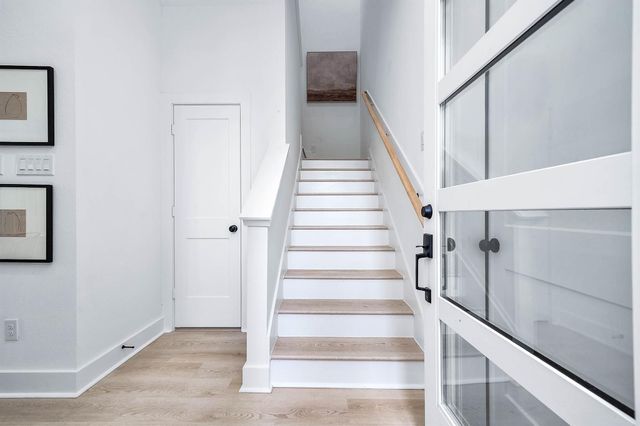 5801 Hardy Street, Houston, TX 77009