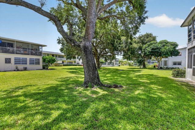 290 OAKRIDGE Q 290, Deerfield Beach, FL 33442