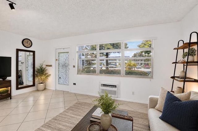 290 OAKRIDGE Q 290, Deerfield Beach, FL 33442