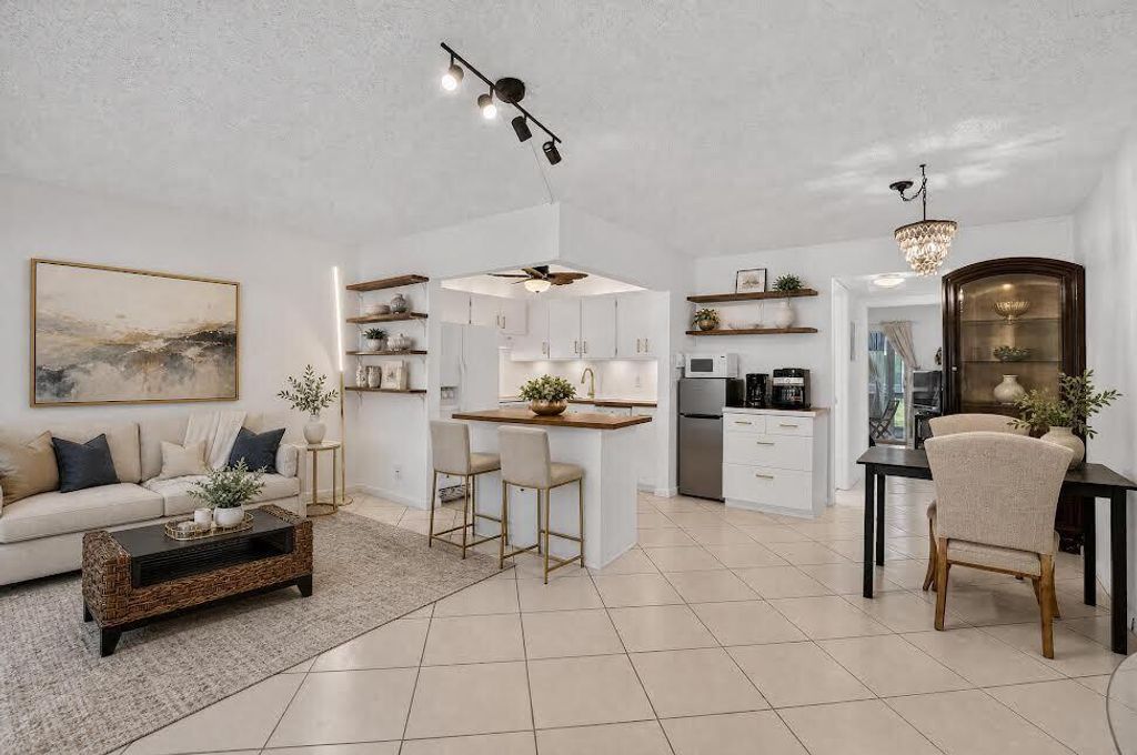 290 OAKRIDGE Q 290, Deerfield Beach, FL 33442