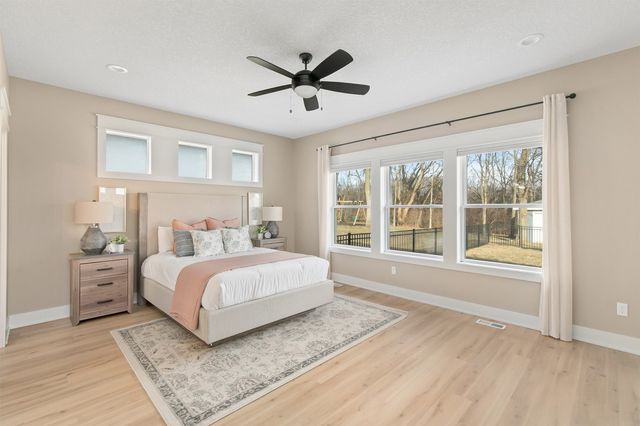 5780 Sunburst Drive, Pleasant Hill, IA 50327