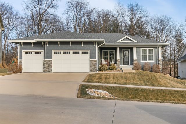 5780 Sunburst Drive, Pleasant Hill, IA 50327