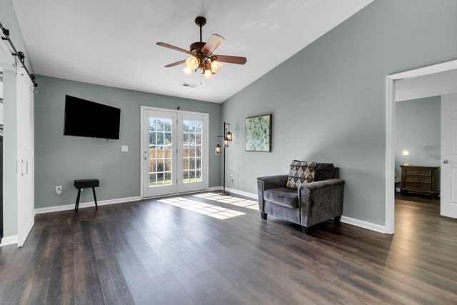 329 Reagan Drive, Summerville, SC 29486