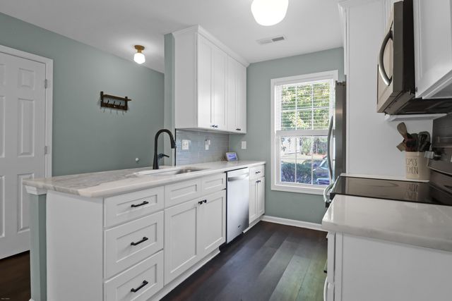 329 Reagan Drive, Summerville, SC 29486