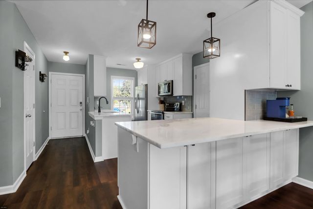 329 Reagan Drive, Summerville, SC 29486
