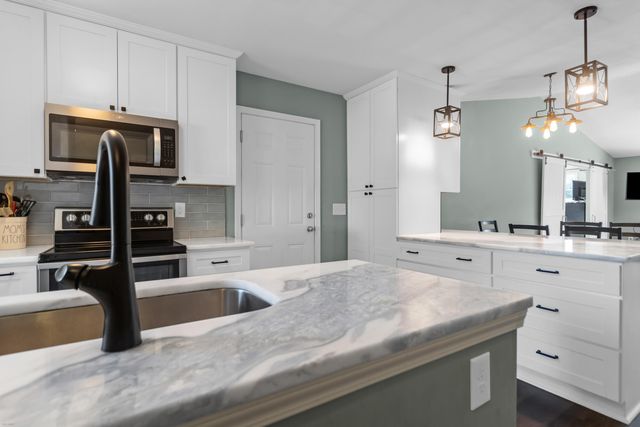 329 Reagan Drive, Summerville, SC 29486