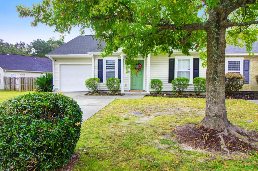 329 Reagan Drive, Summerville, SC 29486