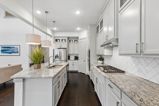 9121 Pecan Woods Trail, Lantana, TX 76226