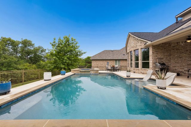 9121 Pecan Woods Trail, Lantana, TX 76226