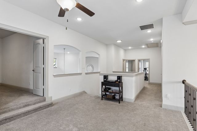 9121 Pecan Woods Trail, Lantana, TX 76226