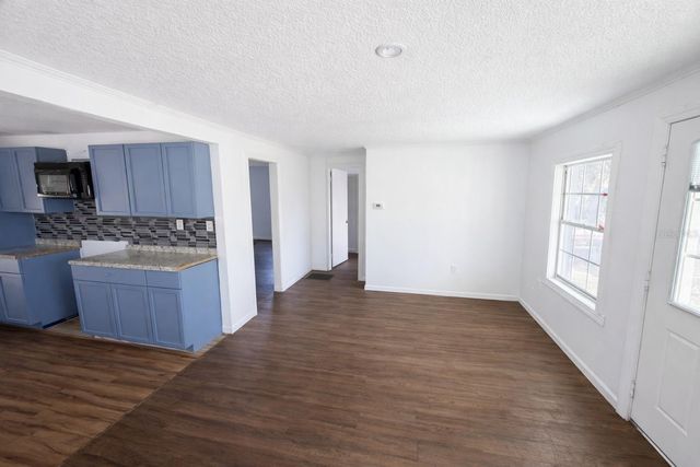 503 MAGNOLIA AVENUE, Seffner, FL 33584