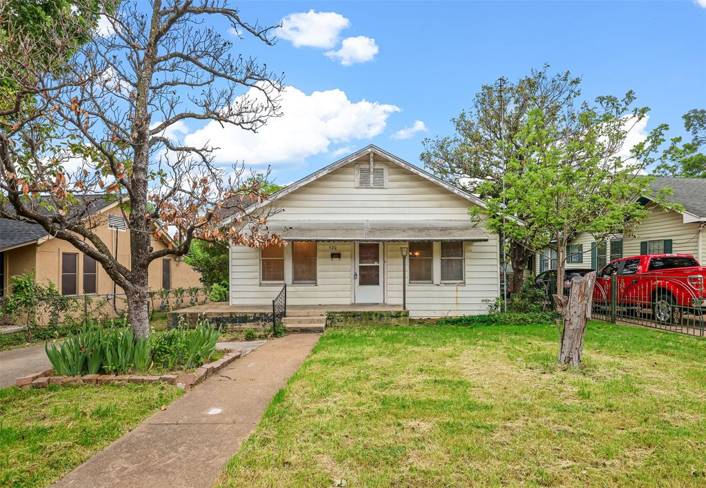 520 Brooks Avenue, Dallas, TX 75208