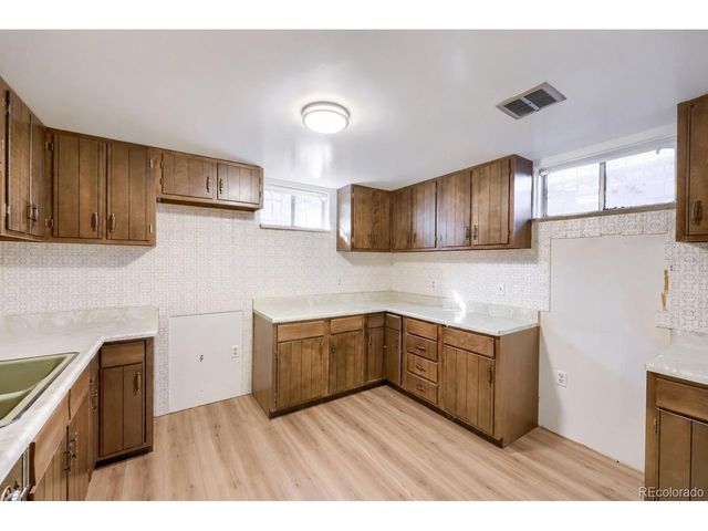 7678 Elmwood Ln, Denver, CO 80221