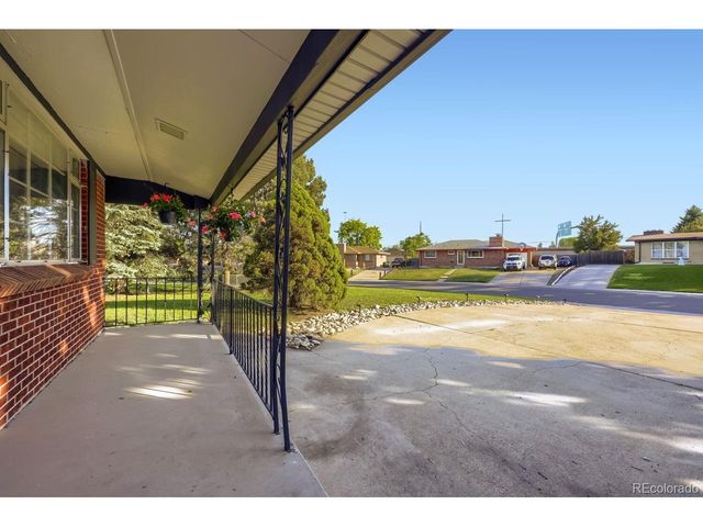 7678 Elmwood Ln, Denver, CO 80221