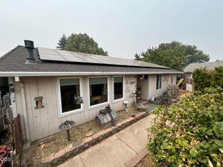 2807 Hammer Court, Medford, OR 97501