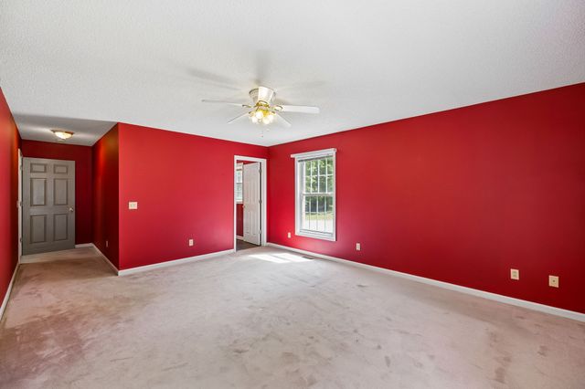 426 Schwartz Ln, Estill Springs, TN 37330