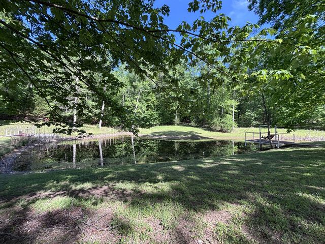426 Schwartz Ln, Estill Springs, TN 37330