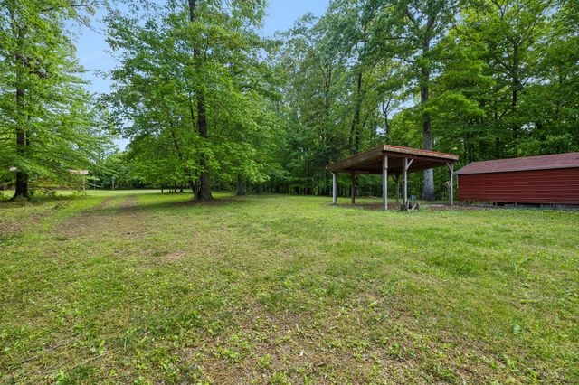426 Schwartz Ln, Estill Springs, TN 37330