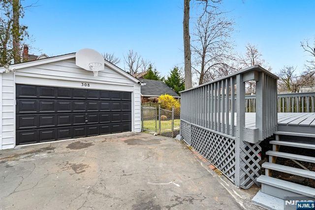 308 Windsor Road, Englewood, NJ 07631