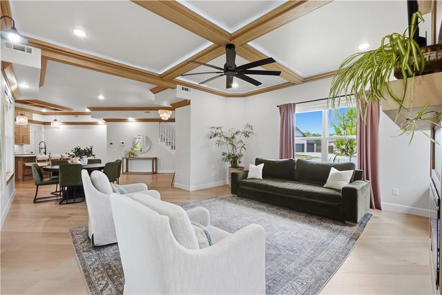 302 SW Gunison Cove, Bentonville, AR 72712