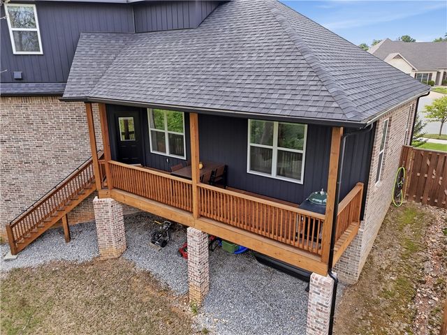 302 SW Gunison Cove, Bentonville, AR 72712