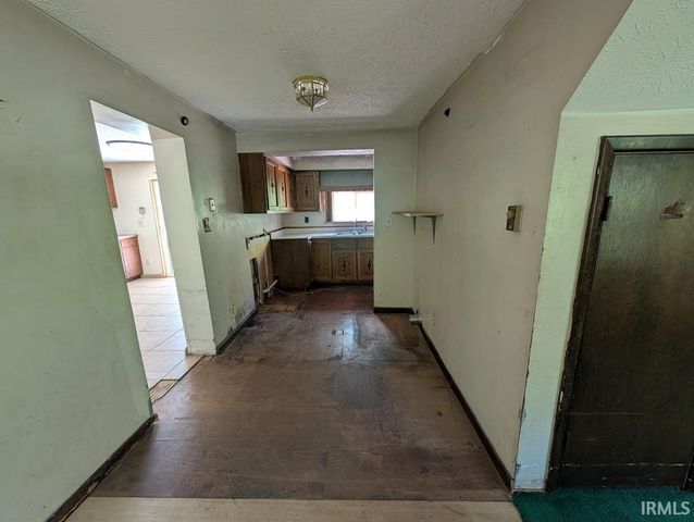 925 Pumpkinvine Hill Road, Martinsville, IN 46151