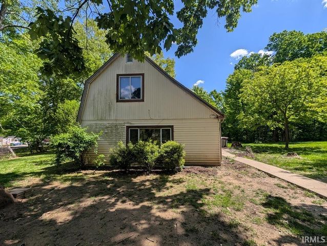 925 Pumpkinvine Hill Road, Martinsville, IN 46151