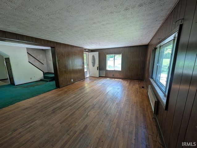925 Pumpkinvine Hill Road, Martinsville, IN 46151