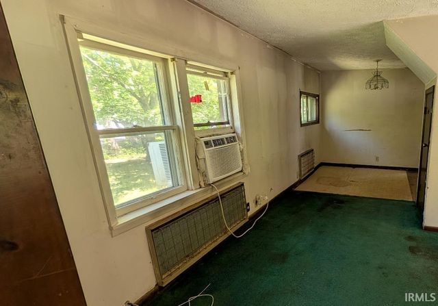 925 Pumpkinvine Hill Road, Martinsville, IN 46151