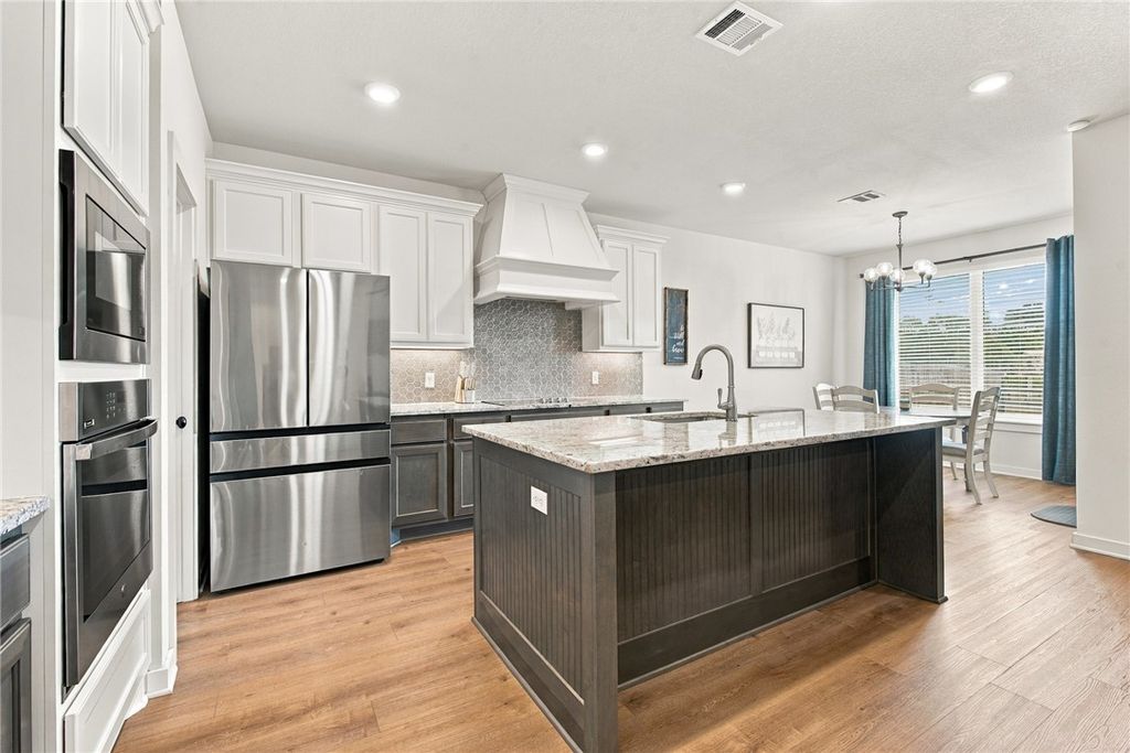4118 Vintage Estates Court, Bryan, TX 77808 — photo 4