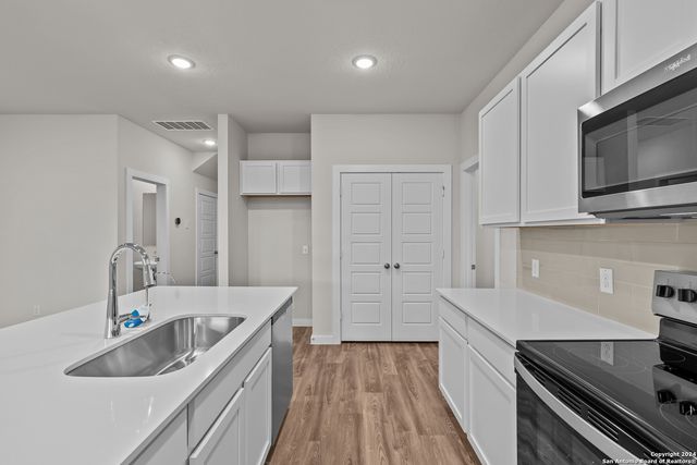 4333 Danforth Street, New Braunfels, TX 78130