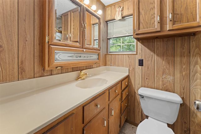 2851 VZ county Road 3501, Wills Point, TX 75169