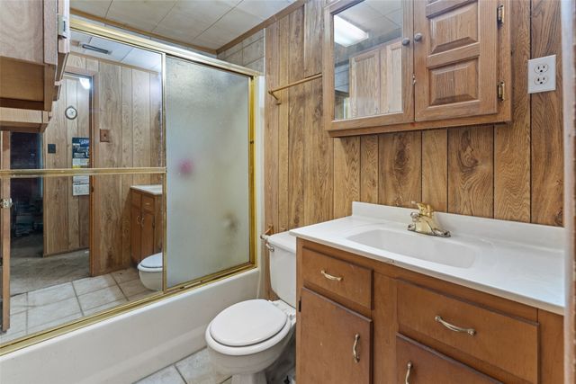 2851 VZ county Road 3501, Wills Point, TX 75169