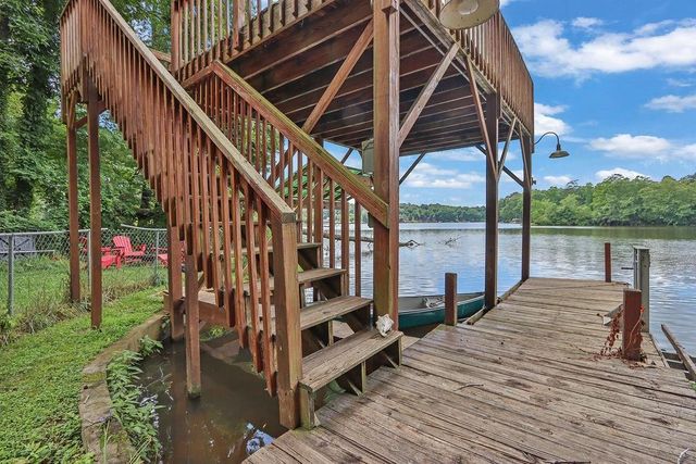 8788 Lake Drive, Snellville, GA 30039