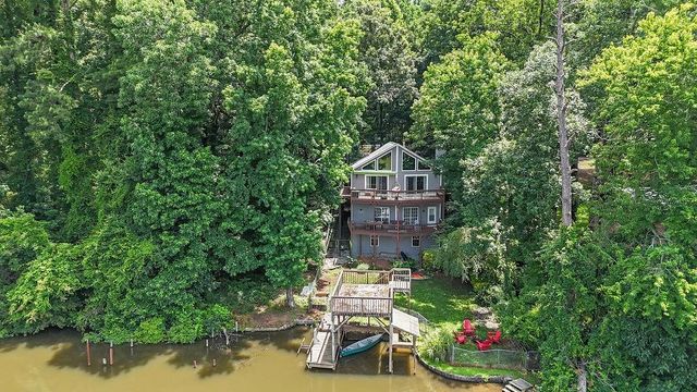 8788 Lake Drive, Snellville, GA 30039