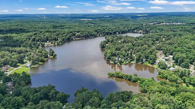 8788 Lake Drive, Snellville, GA 30039